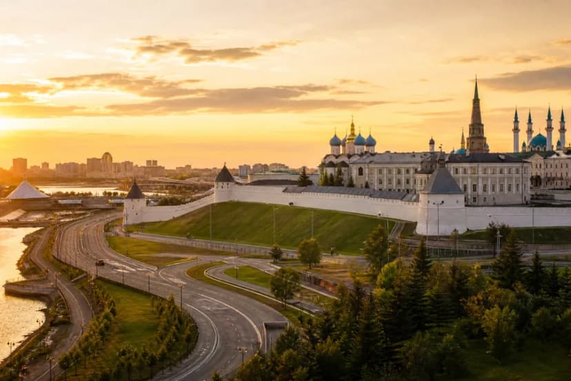 Казань — белоснежный Кремль и мечеть Кул-Шариф в третьей столице России