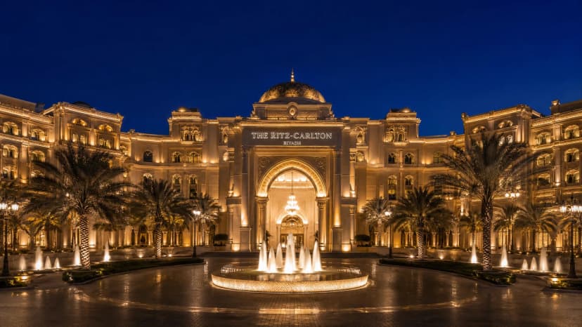 The Ritz-Carlton Riyadh — palatial façade, fountains and royal luxury atmosphere