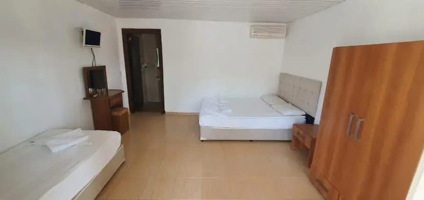 Uğur Beach Hotel
