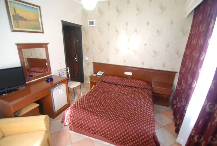 Temiz Otel