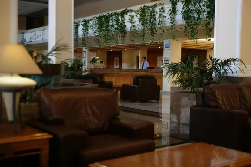 Avanti Hotel