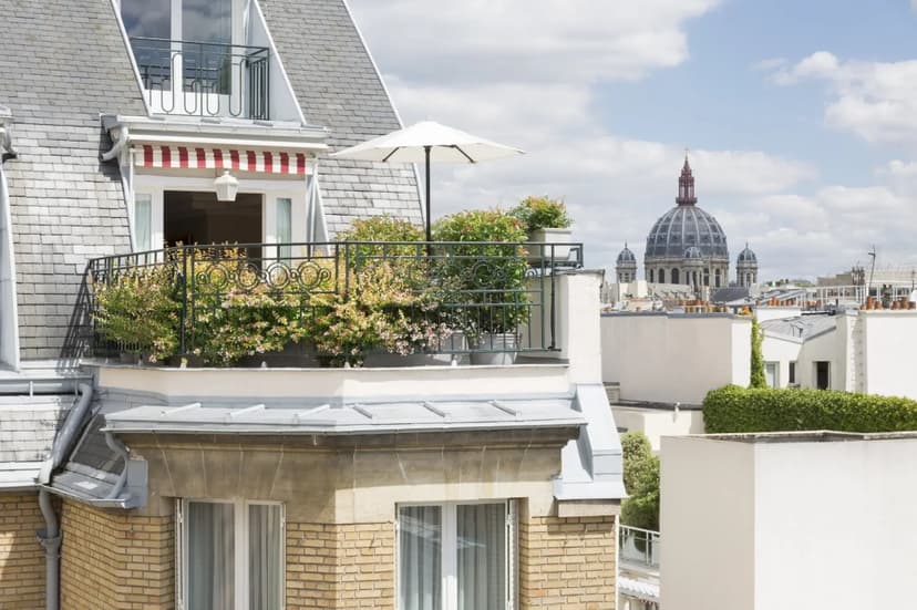 Le Bristol Paris