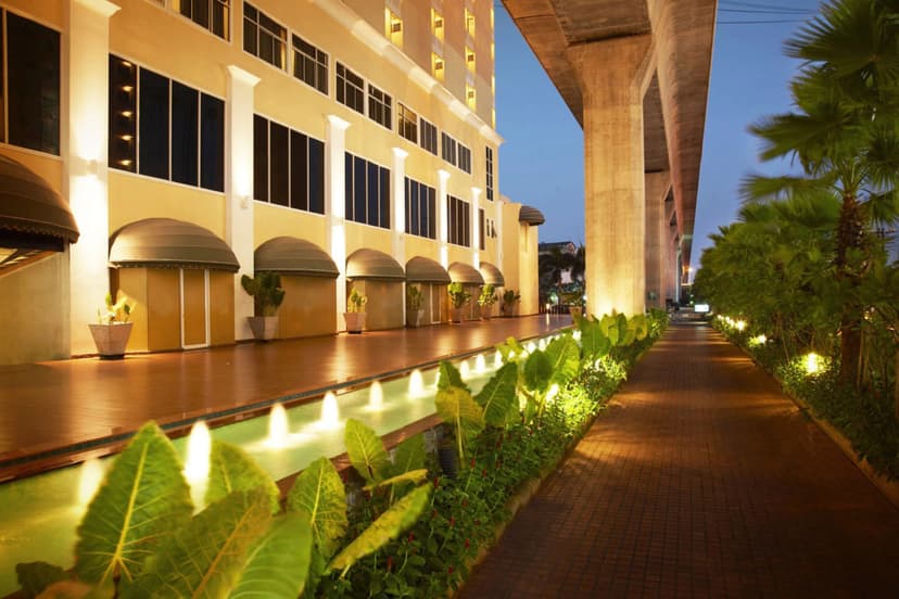 Nasa Bangkok Hotel