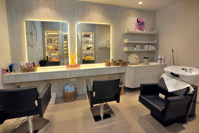 Nelia Beach Hotel & Spa