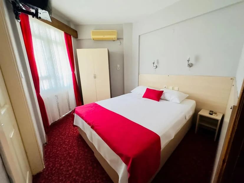 Kaan Otel