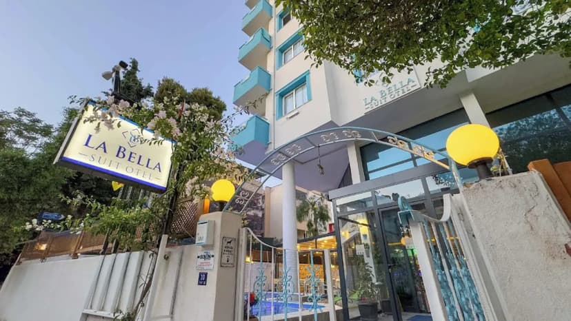 La Bella Suite Hotel