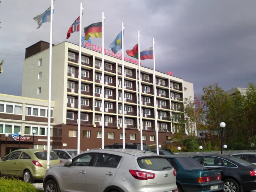 Гостиница 69 параллель