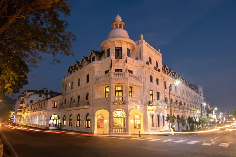 Queens Kandy - 160 Years of Heritage & Luxury Hotel