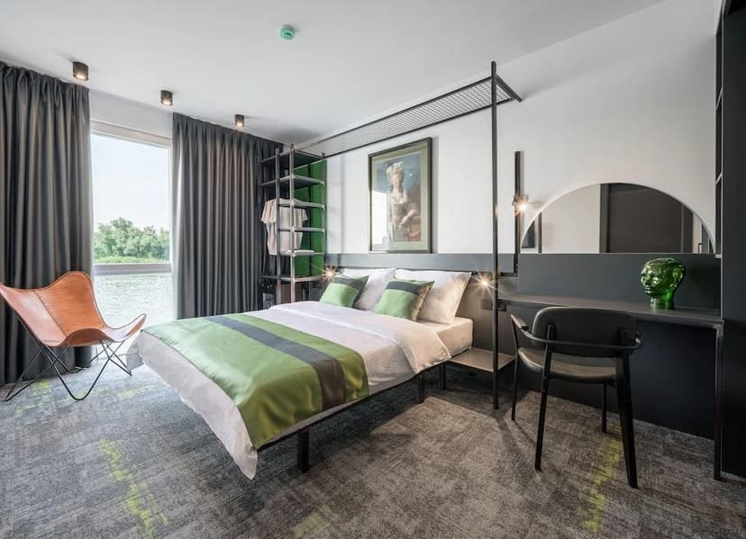Joy 5 Hotel & Spa Hotel
