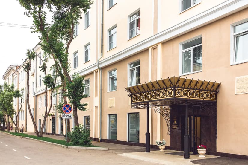 Central Hotel