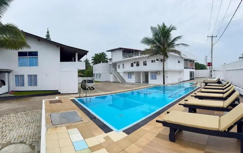 Palazzo Beach Hotel