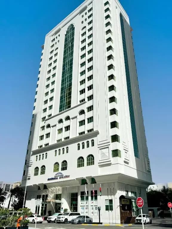 Отель Howard Johnson by Wyndham Abu Dhabi