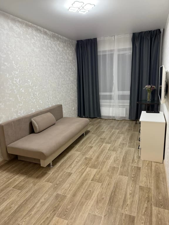 Uyutnaya Odnokomnatnaya Novaya Tura Flat
