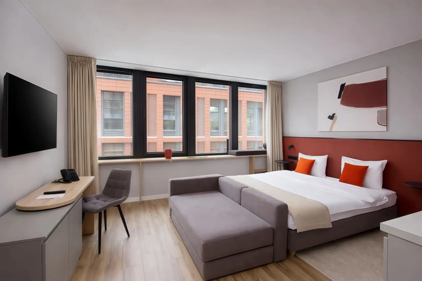25/7 Zanevskiy Hotel
