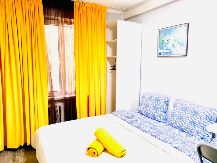 Uyutnaya Kvartira v Tikhom Rayone 3 Apartments