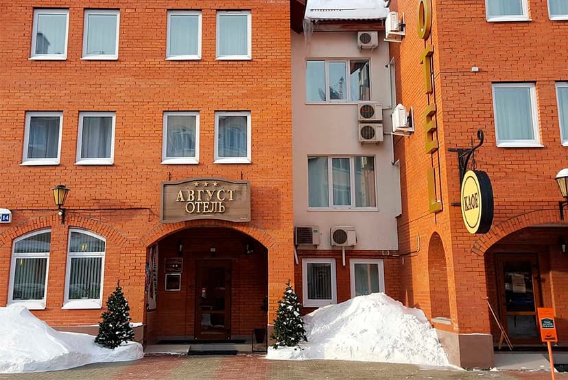 Отель «Август»