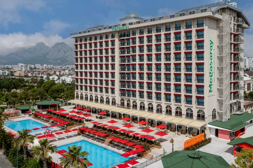 Megasaray WestBeach Antalya