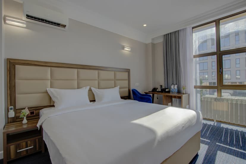 Resident Hotel