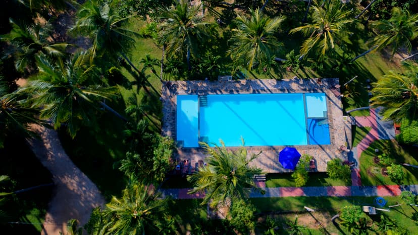 Riviera Resort Hotel