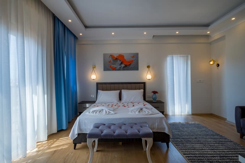 Tanrise City House Hostel