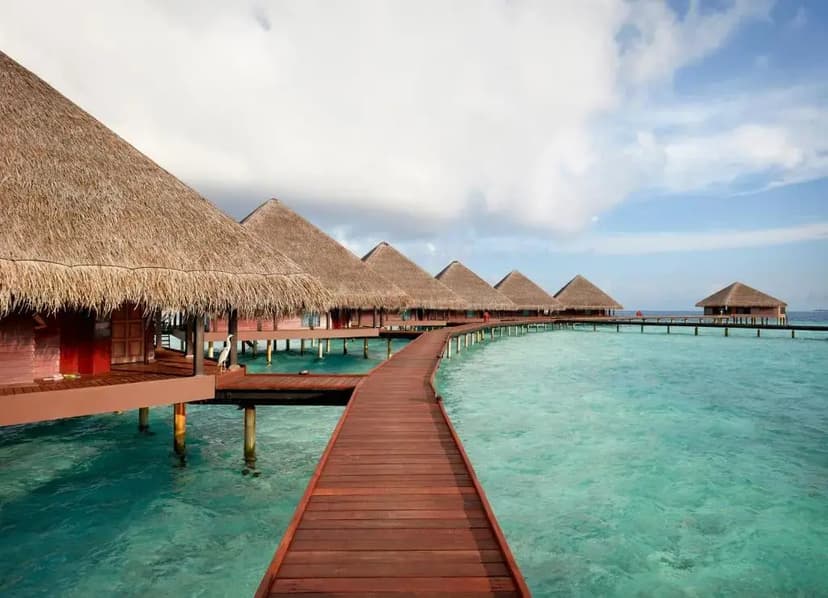 Adaaran Club Rannalhi Hotel