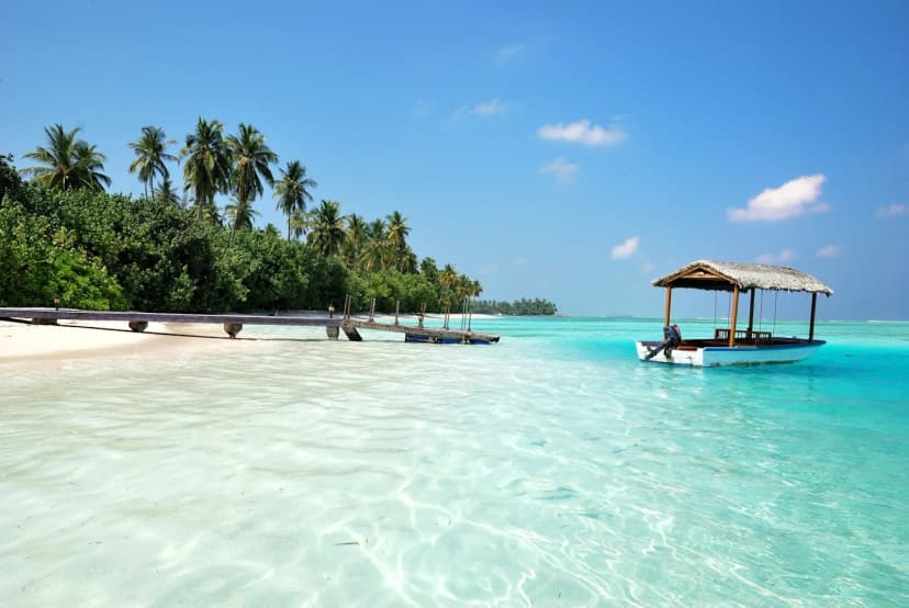 Meliá Cayo Santa María — atoll resort with turquoise sea and pristine reefs