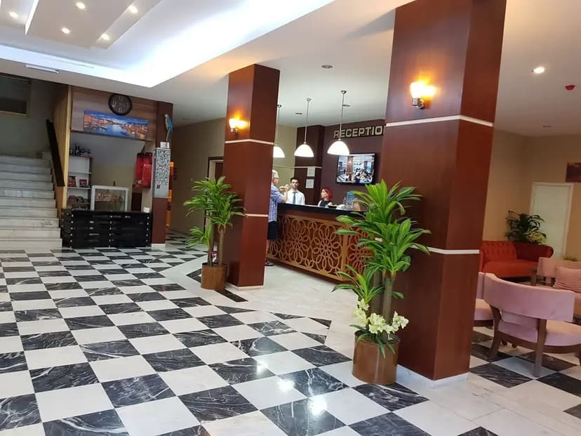 Nuova Beach Hotel