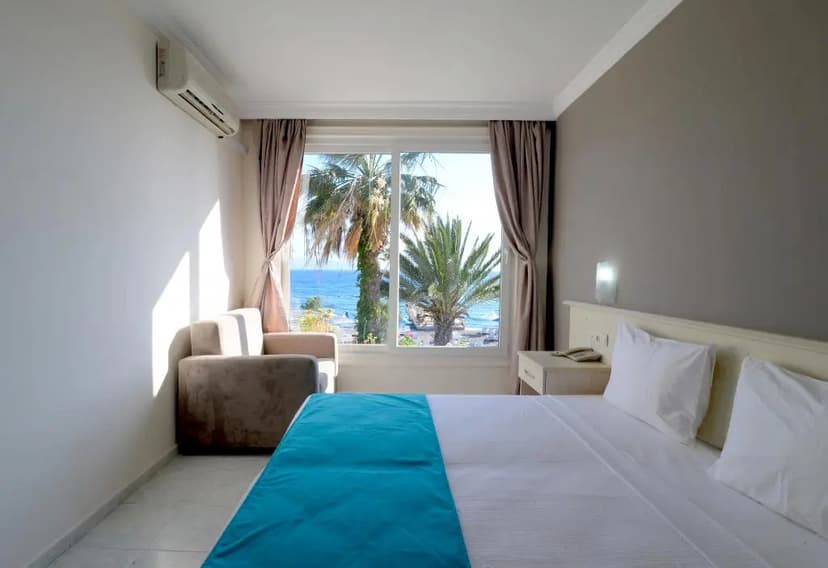 Eles Boutique Hotel & Beach