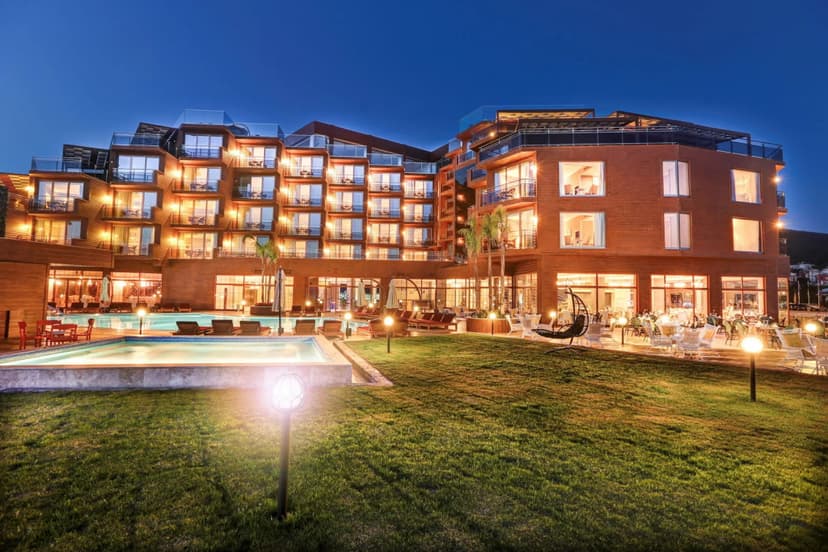 Qlusive Hotel