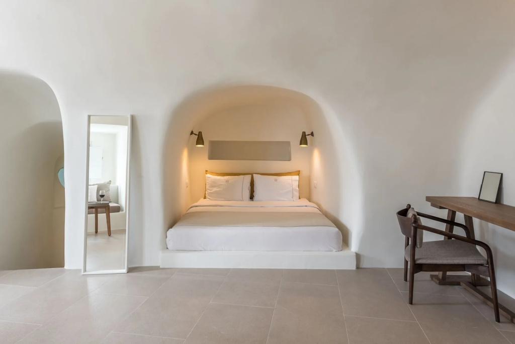 Art Maisons Oia Castle Hotel
