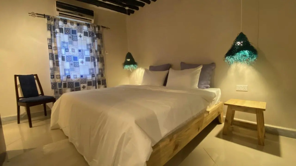 Hanaia House