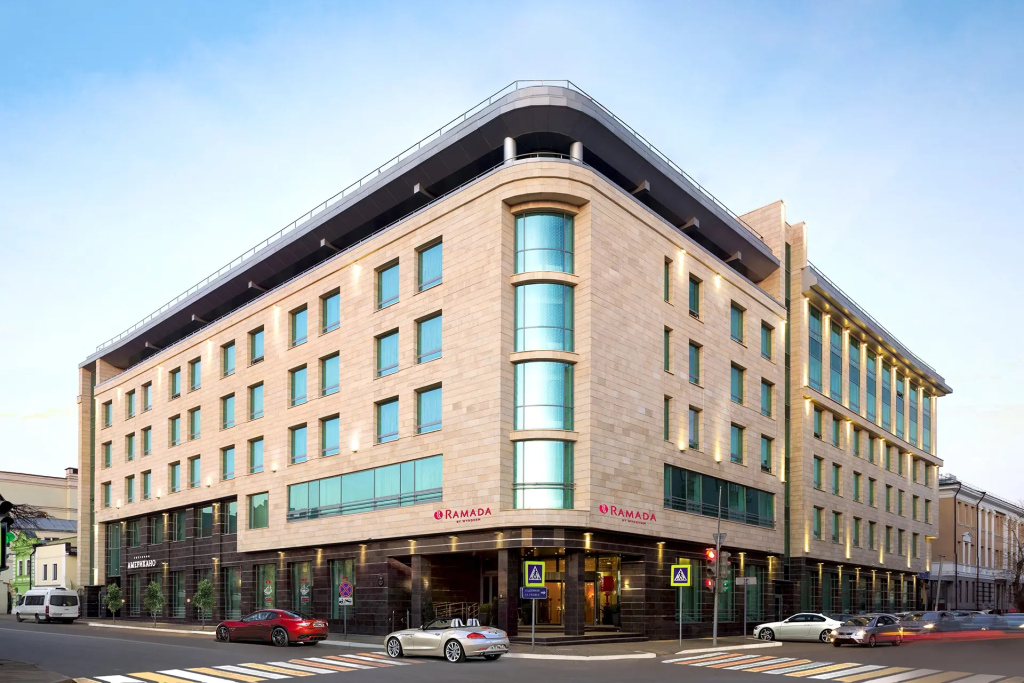 Отель Ramada by Wyndham Kazan City Centre
