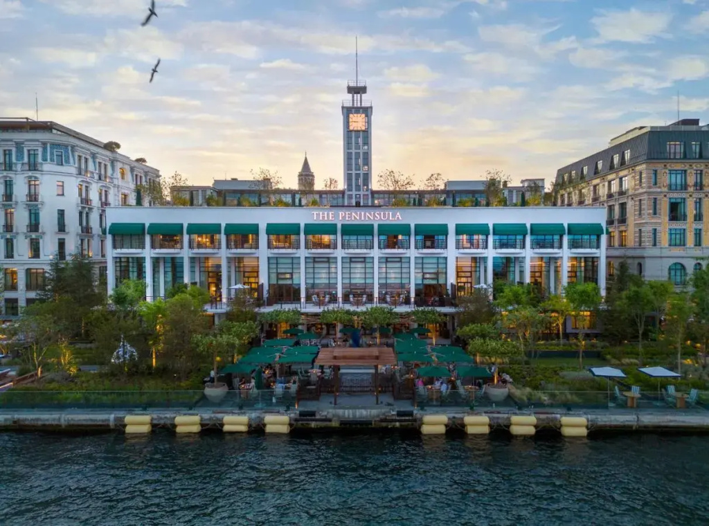 The Peninsula Istanbul — 5★ hotel on the Bosphorus waterfront in Karaköy