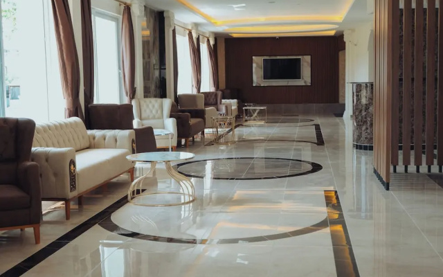 CRB Crown Residence Belek Health & Spa