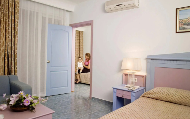 Eva Beach Hotel