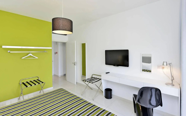 Mon Repos Hotel