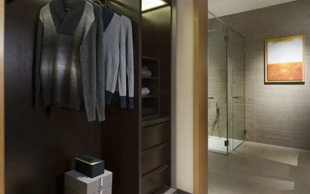 Expressionz Professional Suites By MyKey Global