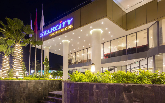 Starcity Bayfront Nha Trang Hotel