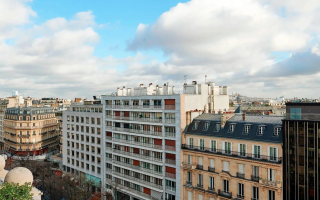 Prince de Galles, a Luxury Collection Hotel, Paris