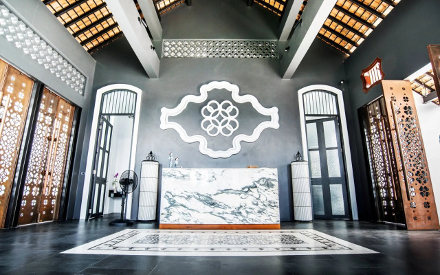 Little Nyonya Hotel