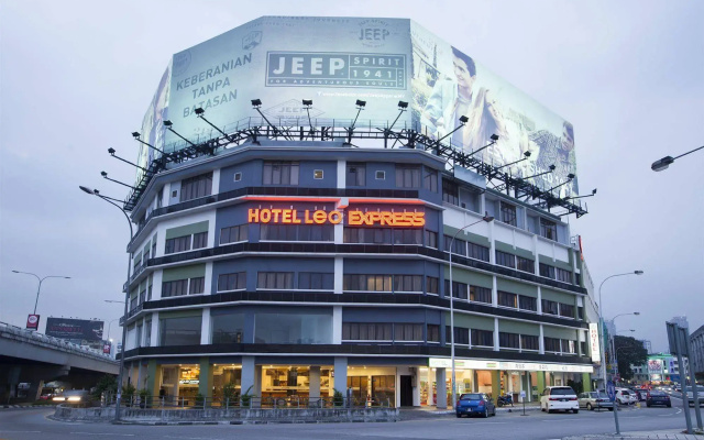 Leo Express Hotel