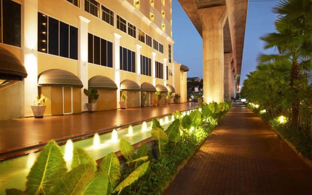 Nasa Bangkok Hotel