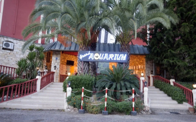 Grand Aquarium