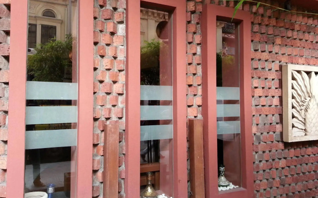 The Explorers Guesthouse and Hostel