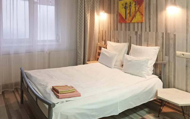 Novyie S Parkovkoj Apartments