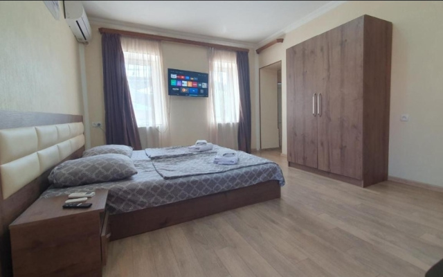 Апартаменты Giorgi apartment 2