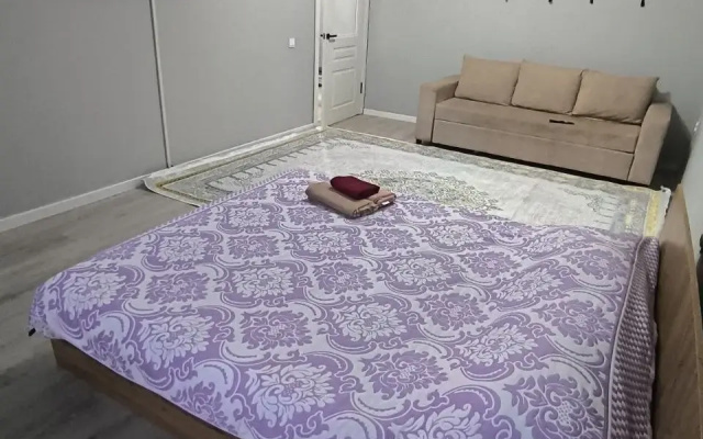 Na 11 Etazhe S Vidom Na Gorod Flat