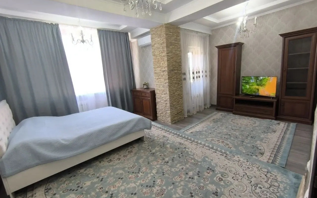 Komfortnaya Flat