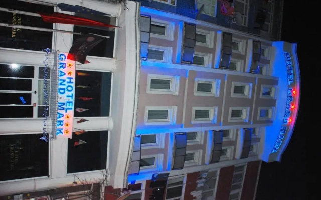Grand Mark Hotel