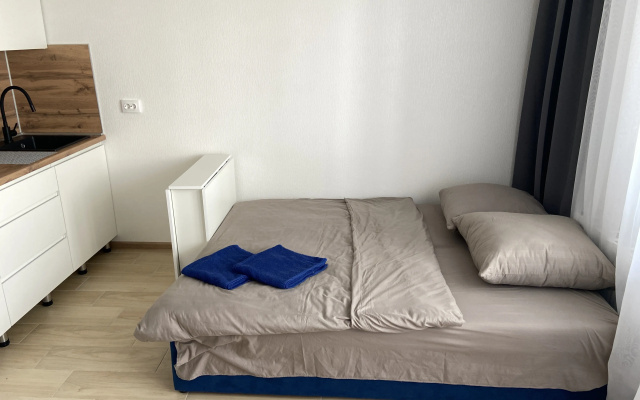Na Prospekte Geroyev Donbassa 10 Flat